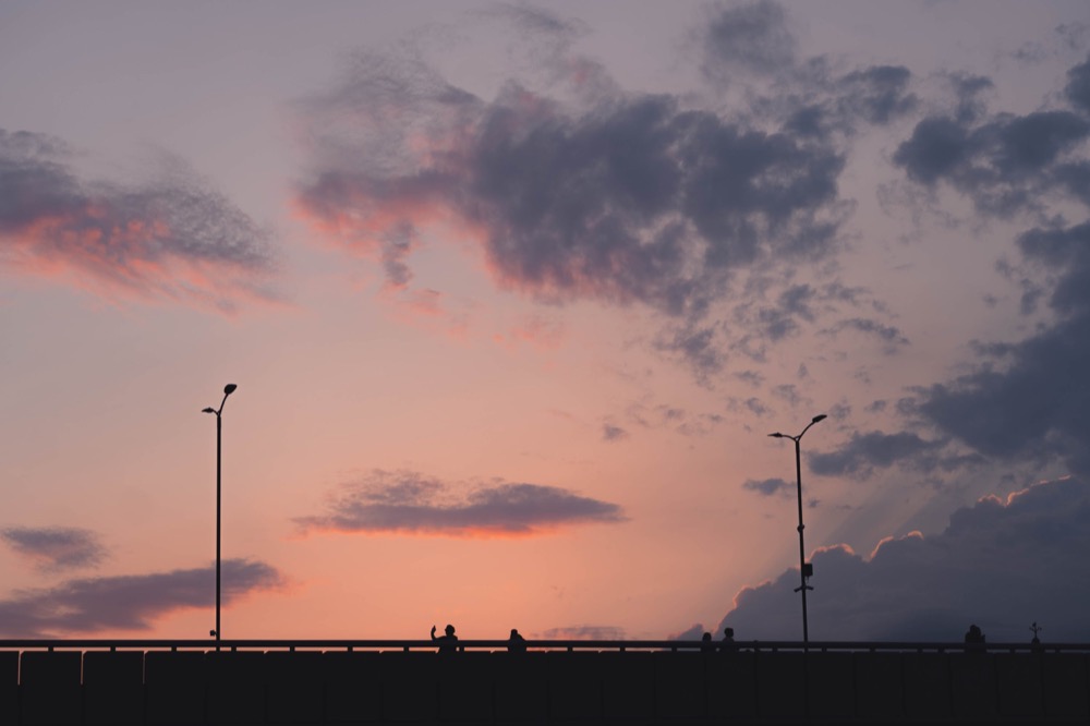 Cityscape photography - sunset with streetlamps