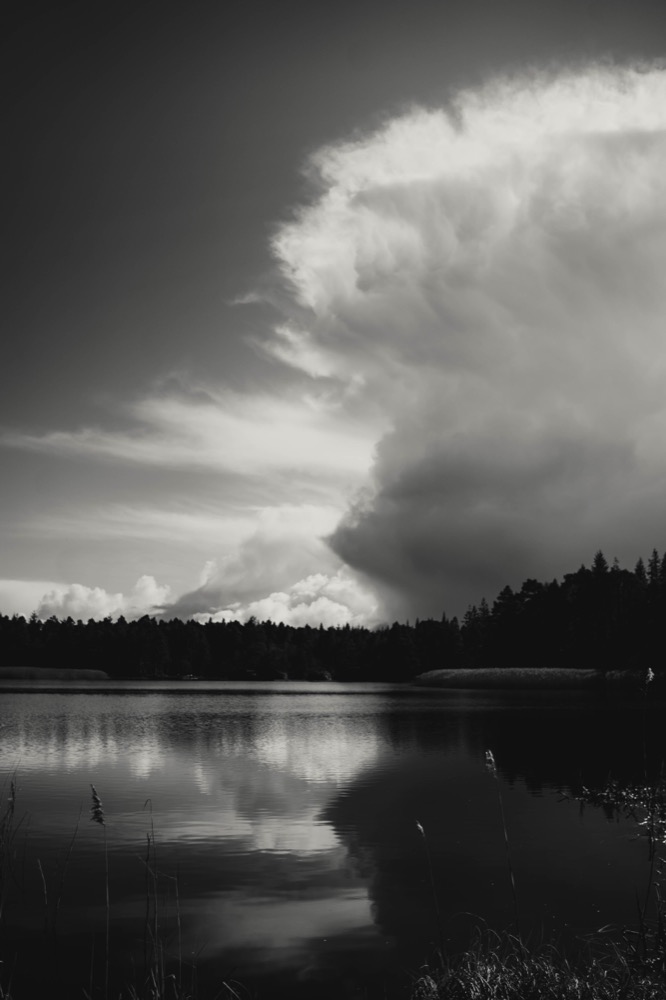 Landscape photography - lake with clouds